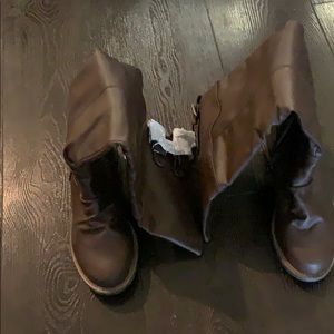 Brown boots